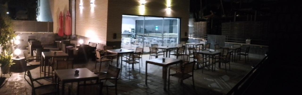H La Cabana Pozuelo de Alarcón Exterior foto