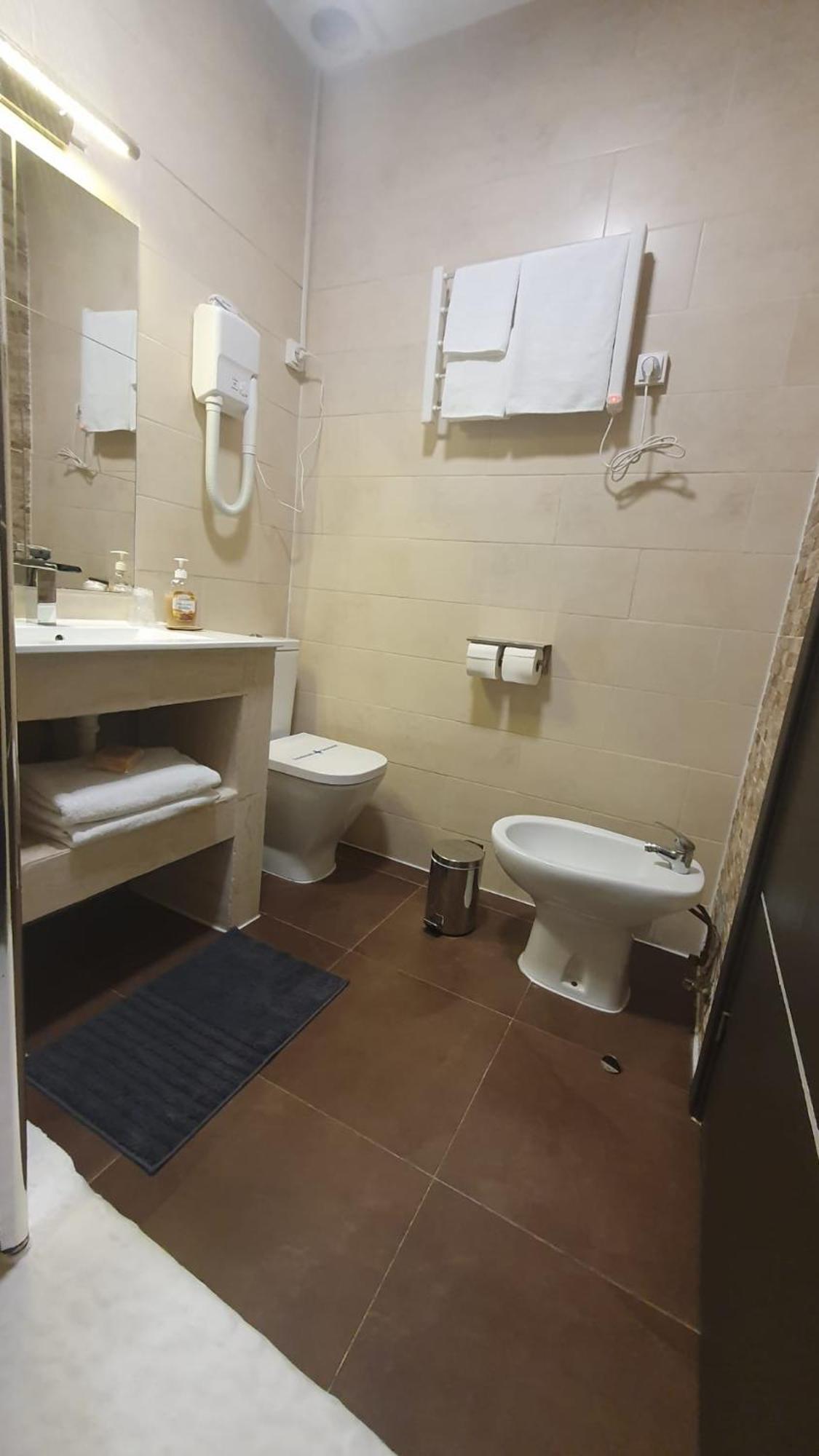 H La Cabana Pozuelo de Alarcón Zimmer foto