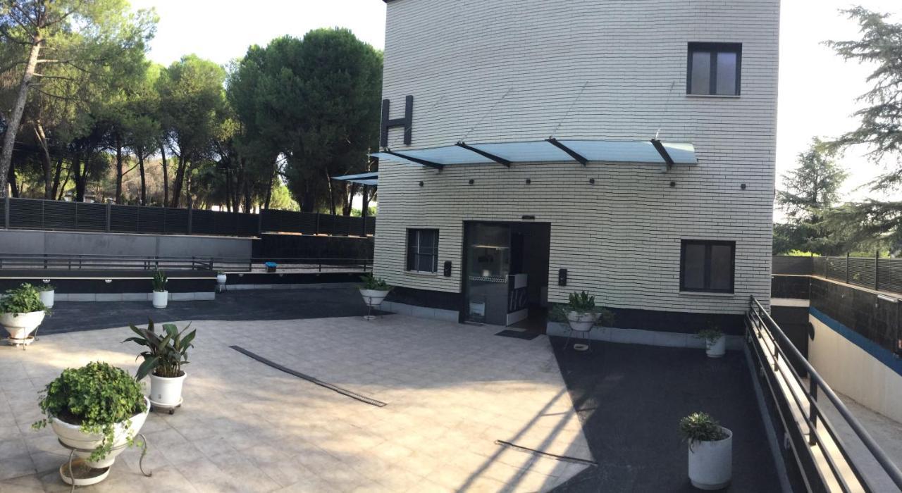 H La Cabana Pozuelo de Alarcón Exterior foto